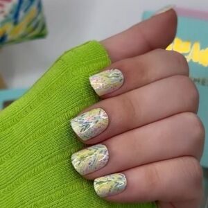 Red Aspen: Haleigh Loves To Draw